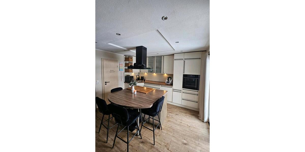 Einfamilienhaus Söhlde - 5 Zimmer, 200 m&sup2;, 485.000&euro; | Angebot:24839526