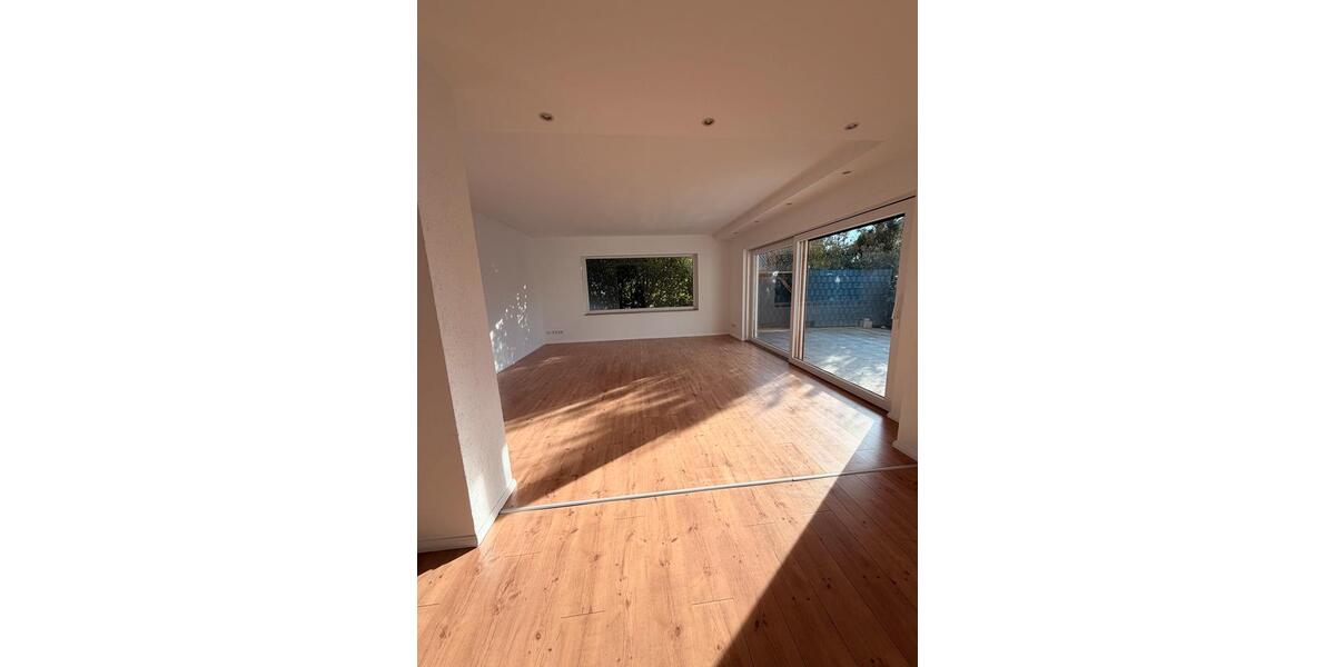 Erdgeschoßwohnung Peine Südstadt - 4.5 Zimmer, 155 m&sup2;, 1.755&euro; | Angebot:25309992