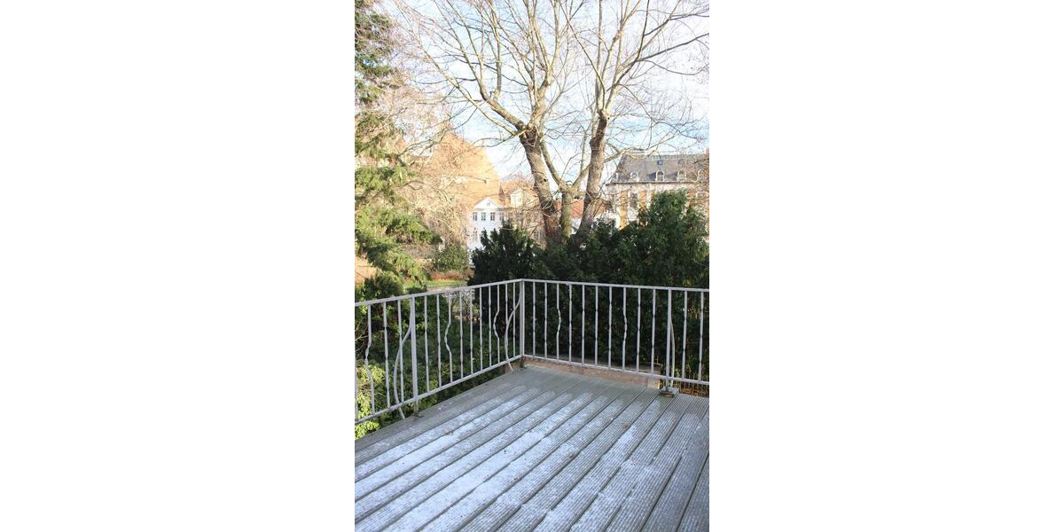 Etagenwohnung Braunschweig - 5 Zimmer, 170 m&sup2;, 1.600&euro; | Angebot:24598956