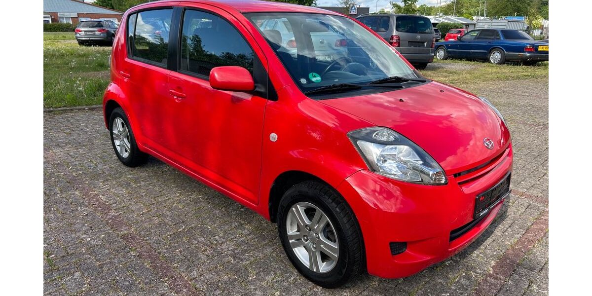 Daihatsu Sirion 105.583 km 2.750 &euro; Salzgitter 38226