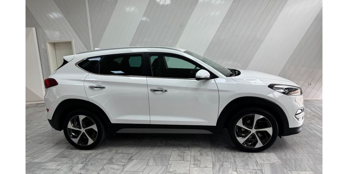 Hyundai TUCSON 99.247 km 15.650 &euro; Liebenburg 38704