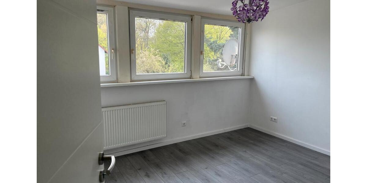 Dachgeschoßwohnung Wolfsburg Ehmen - 3 Zimmer, 68 m&sup2;, 610&euro; | Angebot:26337082