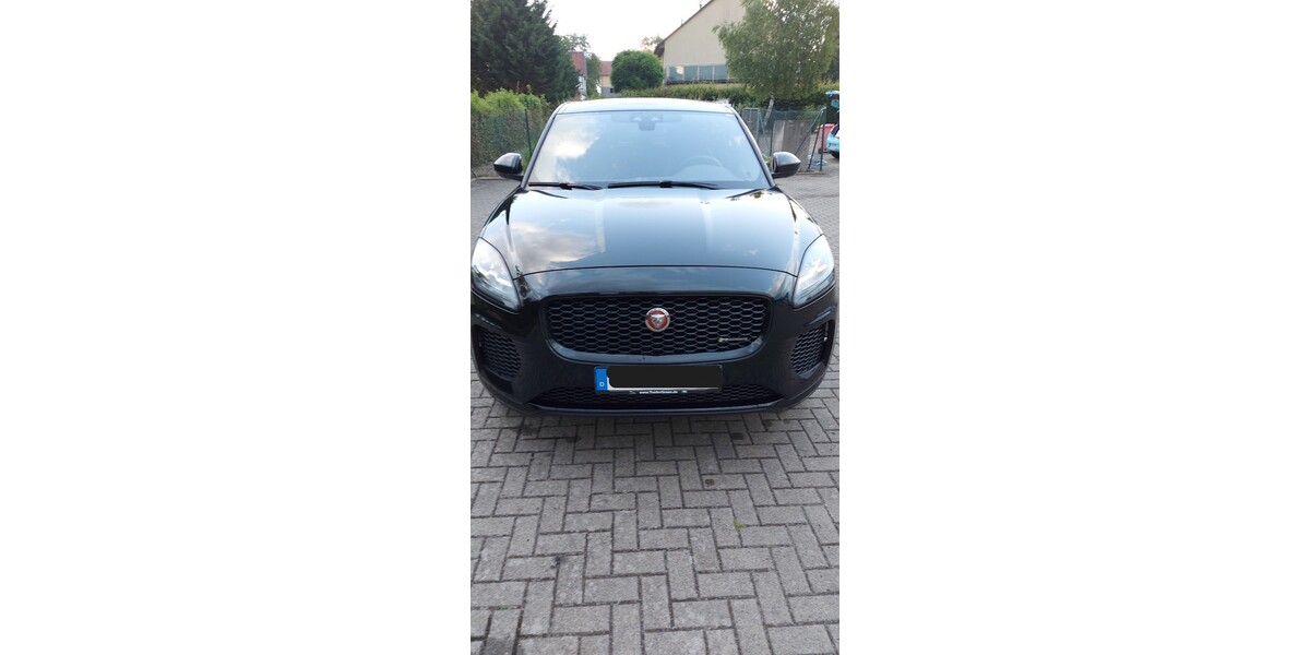 Jaguar E-Pace D150 FWD man R-Dynamic 43.320 km 21.000 &euro; Braunschweig 38100