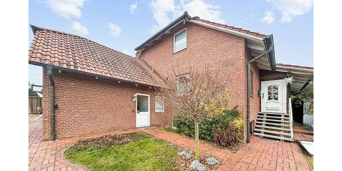 Einfamilienhaus Schöppenstedt - 9 Zimmer, 330 m&sup2;, 345.000&euro; | Angebot:24155278