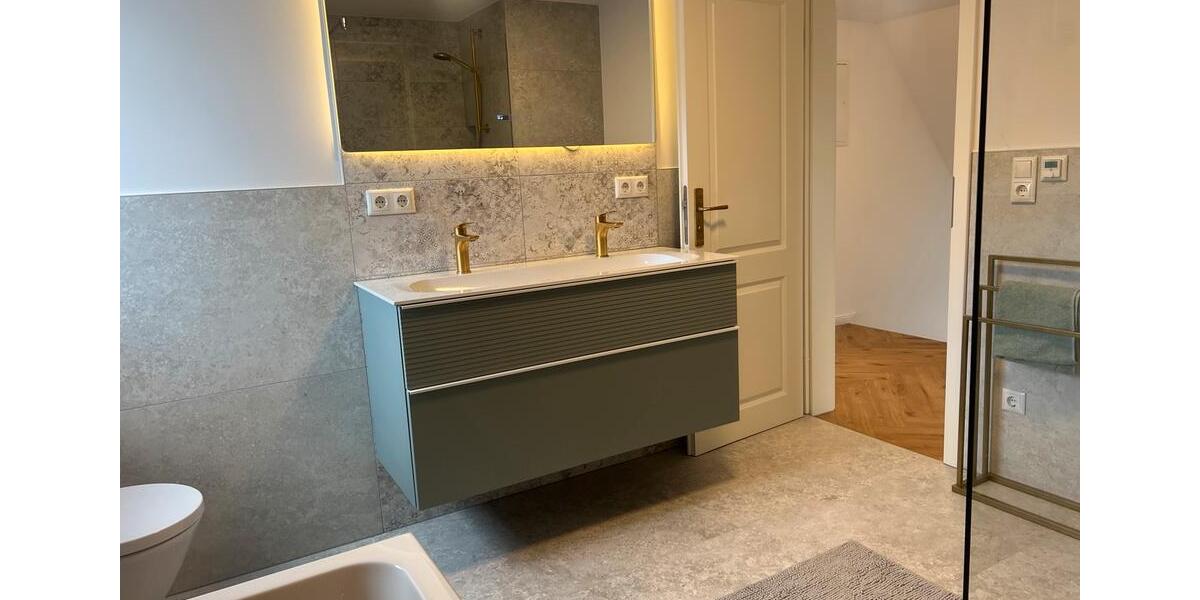 Etagenwohnung Braunschweig Lehndorf-Watenbüttel - 4 Zimmer, 150 m&sup2;, 2.700&euro; | Angebot:25948877