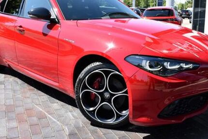 Alfa Romeo Giulia 35.763 km 35.990 € Braunschweig 38114