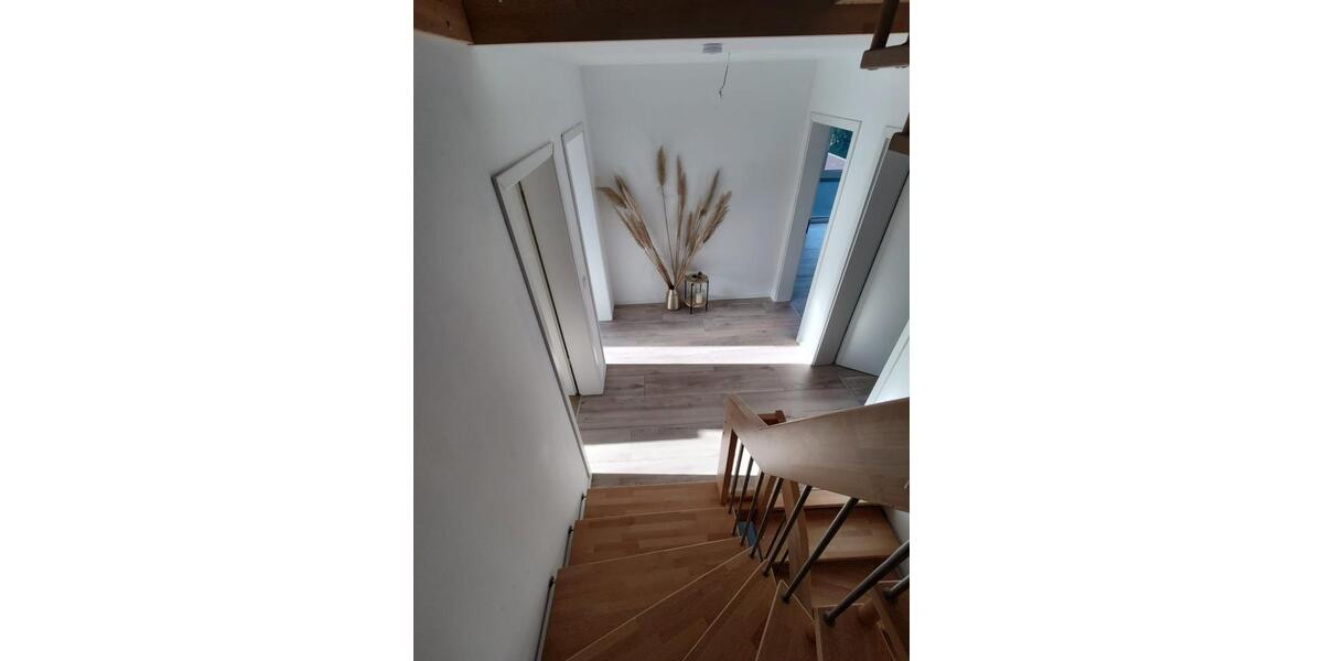 Doppelhaushälfte Lengede - 6 Zimmer, 165 m&sup2;, 1.980&euro; | Angebot:26451262