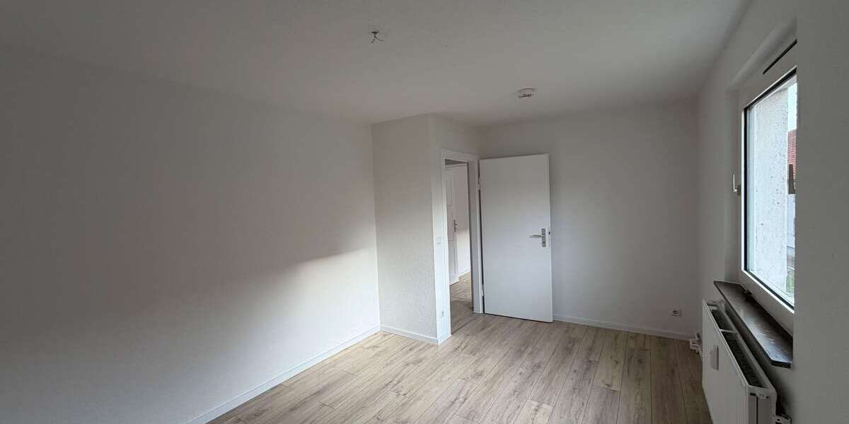Etagenwohnung Salzgitter Bad Ortschaft Südost - 4 Zimmer, 70 m&sup2;, 440&euro; | Angebot:23820244