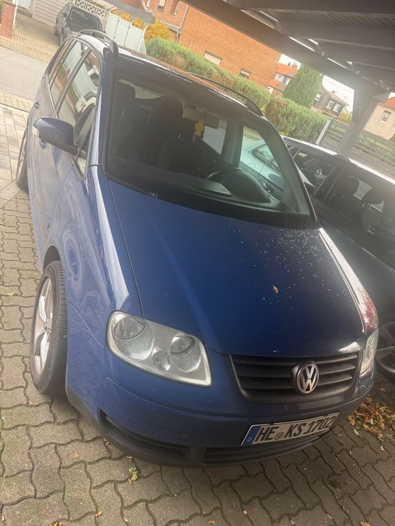 VW Touran 299.000 km 1.700 € Büddenstedt 38372