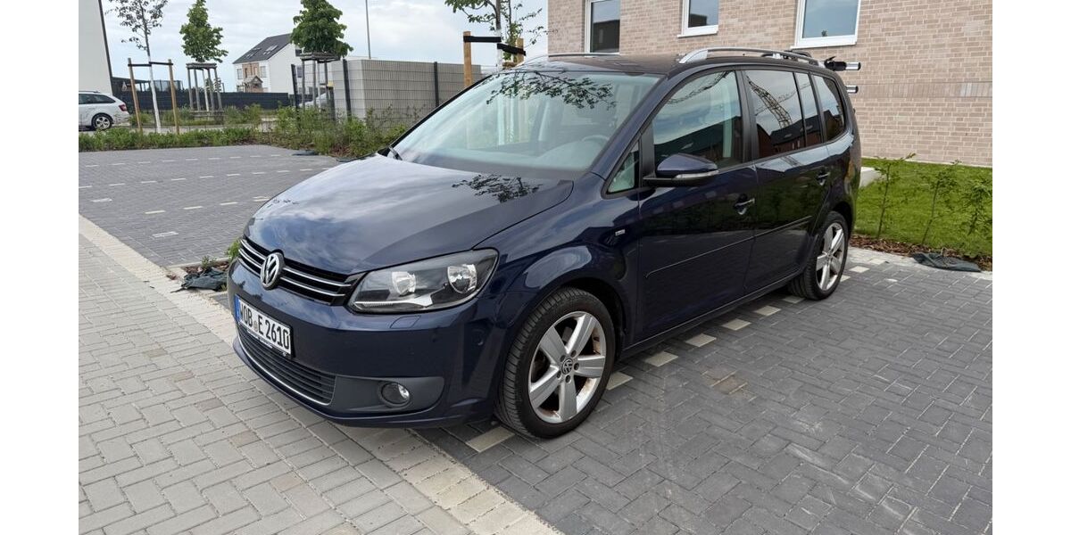 VW Touran 180.000 km 4.999 &euro; Wolfsburg 38446
