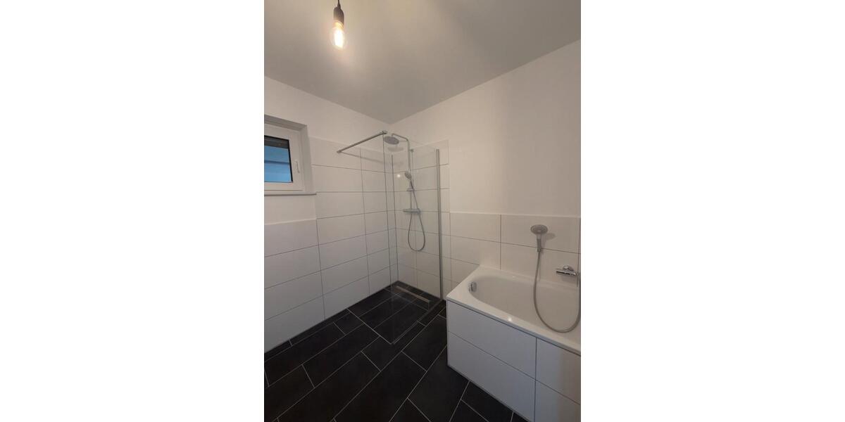 Erdgeschoßwohnung Wolfenbüttel Adersheim - 2 Zimmer, 84 m&sup2;, 1.269&euro; | Angebot:27605736