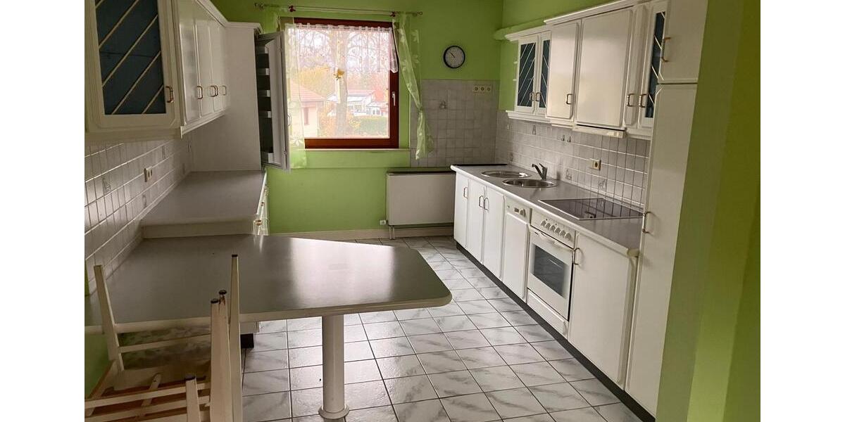 Etagenwohnung Braunschweig Heidberg-Melverode - 4 Zimmer, 120 m&sup2;, 470&euro; | Angebot:24849301