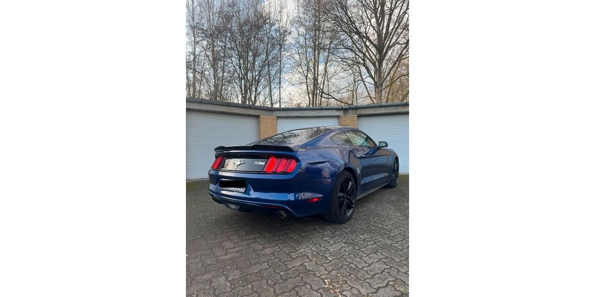 Ford Mustang 159.000 km 18.900 &euro; Braunschweig 38116
