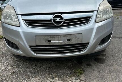 Opel Zafira 202.000 km 999 € Braunschweig 38102