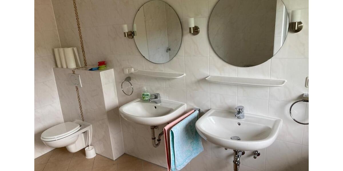 Etagenwohnung Wasbüttel - 5 Zimmer, 162 m&sup2;, 1.250&euro; | Angebot:24689990