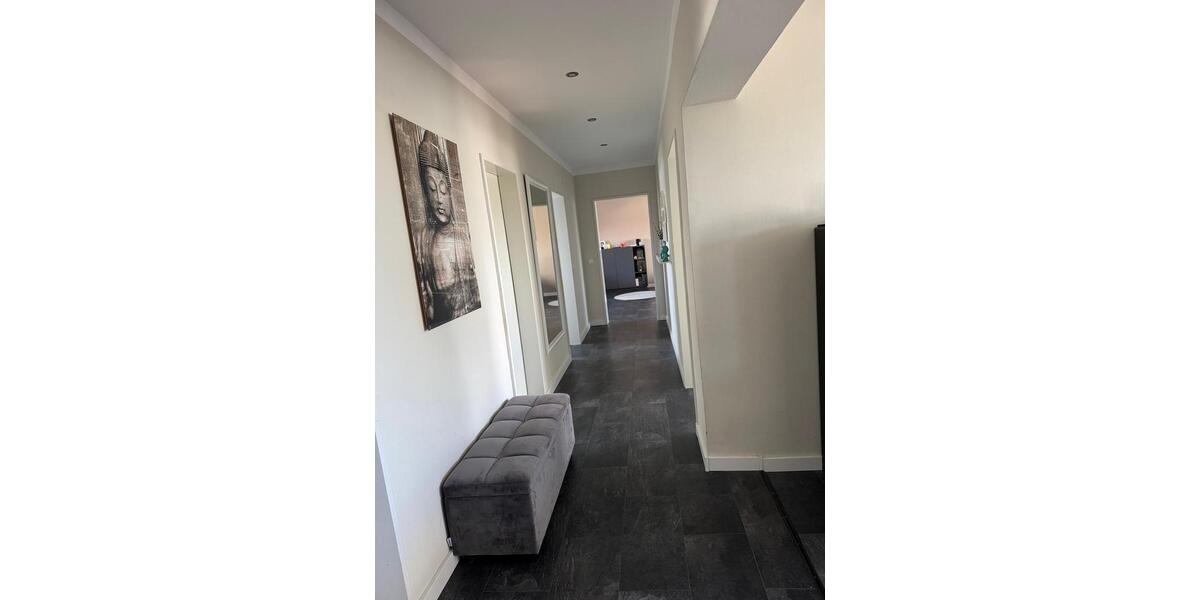 Dachgeschoßwohnung Wolfsburg Almke - 4 Zimmer, 120 m&sup2;, 315.000&euro; | Angebot:24429384