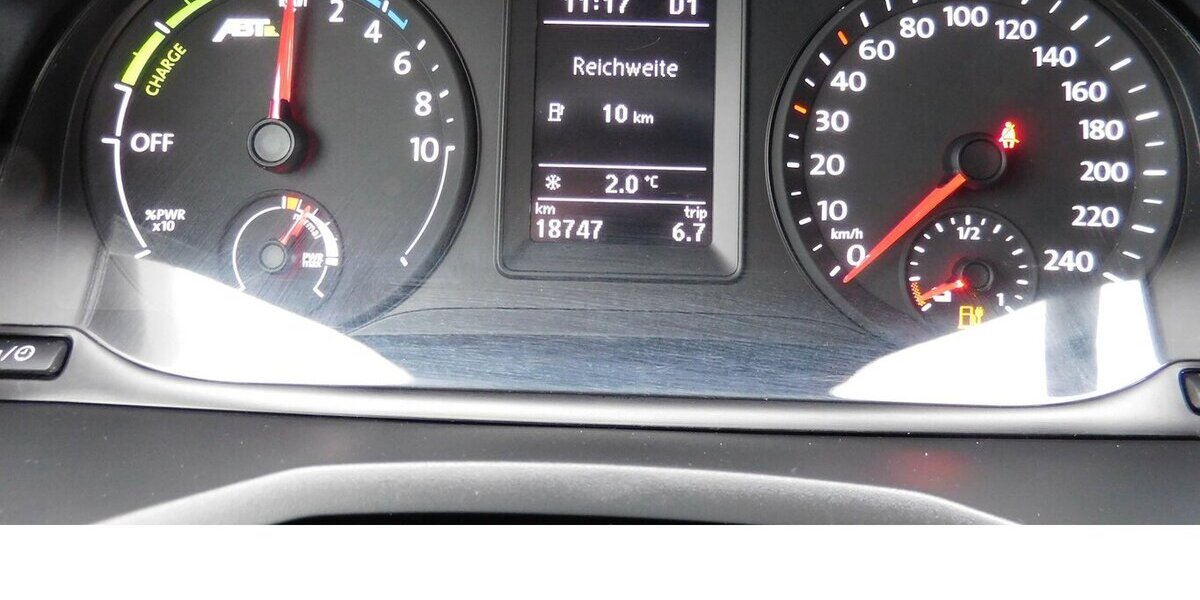 VW Caddy Maxi Abt-e Elektrik DSG 5 Sitze Navi 18.800 km 15.990 &euro; Vordorf 38533