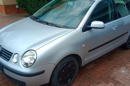 VW Polo 202.000 km 899 € Königslutter 38154