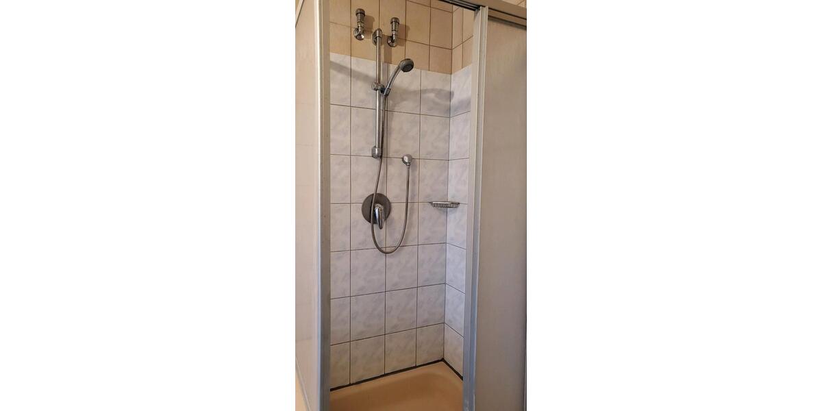 Einfamilienhaus Hillerse - 8 Zimmer, 220 m&sup2;, 1.500&euro; | Angebot:25973906