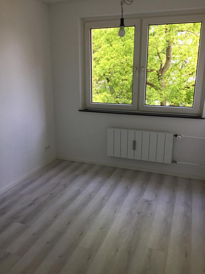 Ansprechende 3-Zimmer-Wohnung mit Balkon in Wolfsburg-Detmerode