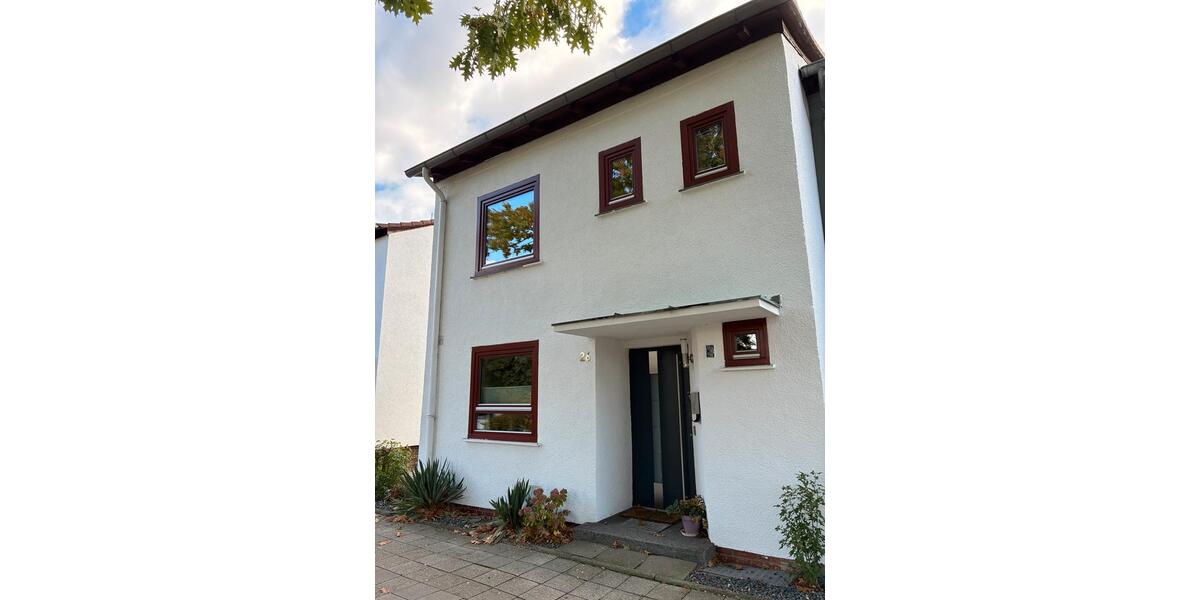 Reihenhaus Braunschweig Heidberg-Melverode - 4 Zimmer, 90 m&sup2;, 1.800&euro; | Angebot:27619077