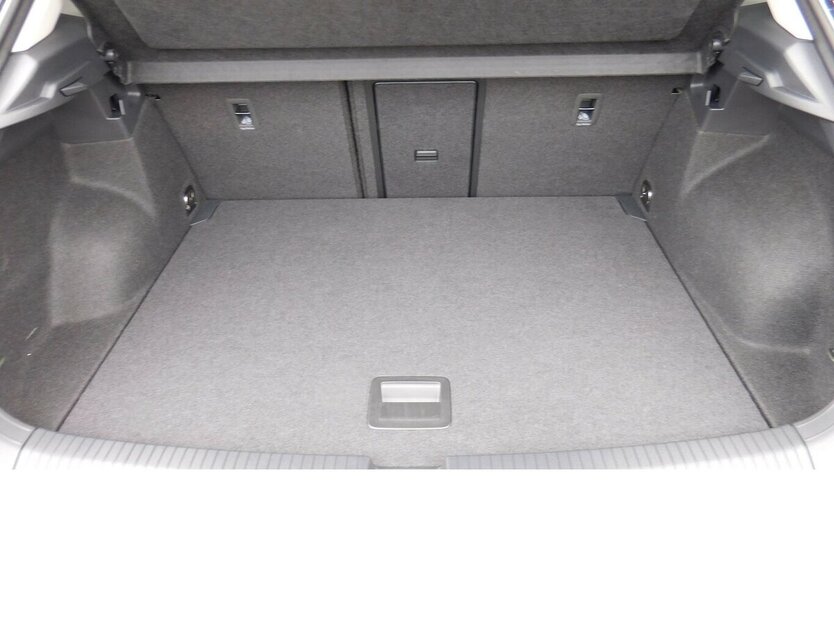 VW T-Roc 1.0 Life TSI BMT Navi Klima Alu 3.100 km 22.990 € Vordorf 38533