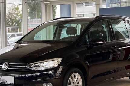VW Touran 83.265 km 23.490 &euro; Salzgitter 38228