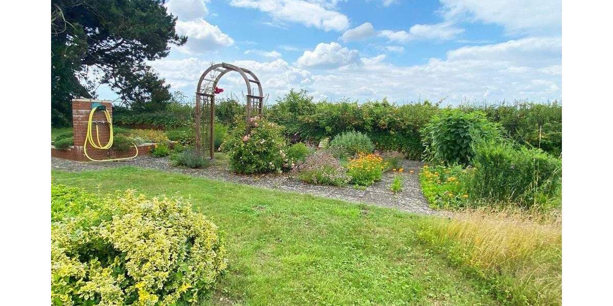 Mehrfamilienhaus, Wohnhaus Peine Vöhrum - 9 Zimmer, 240 m&sup2;, 595.000&euro; | Angebot:24450297