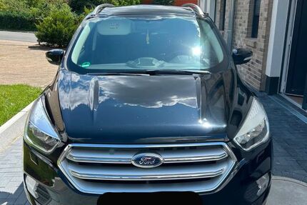 Ford Kuga 185.000 km 9.500 &euro; Dahlum 38170