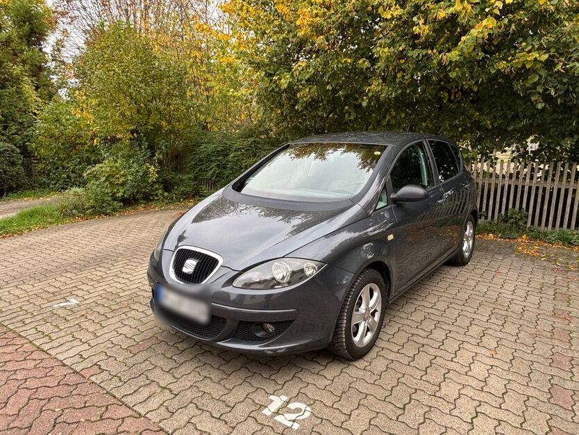Seat Altea 174.300 km 2.400 € Börßum 38312
