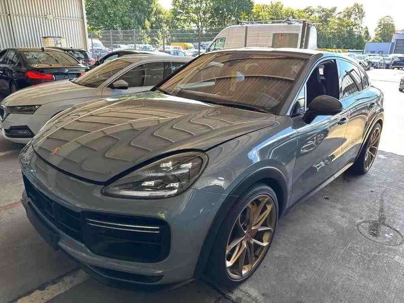 Porsche Cayenne 45.000 km 161.970 € Helmstedt 38350