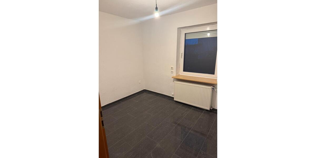 Einfamilienhaus Calberlah - 5 Zimmer, 107 m&sup2;, 1.100&euro; | Angebot:24842684