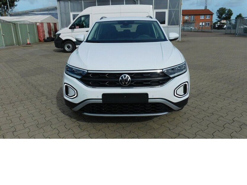 VW T-Roc 1.0 Life TSI BMT Navi Klima Alu 19.990 km 20.990 € Vordorf 38533
