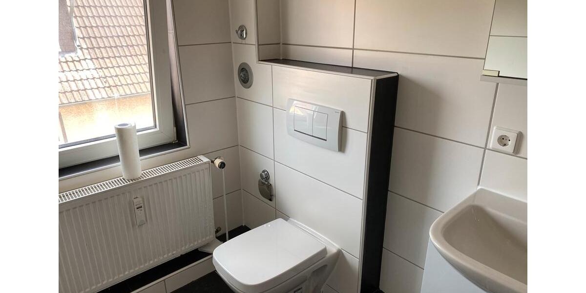 Dachgeschoßwohnung Wolfsburg Alt-Wolfsburg - 2.5 Zimmer, 61 m&sup2;, 600&euro; | Angebot:25956809