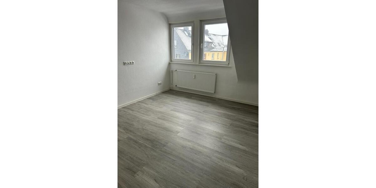 Etagenwohnung Braunschweig Heidberg-Melverode - 3 Zimmer, 80 m&sup2;, 975&euro; | Angebot:24381754
