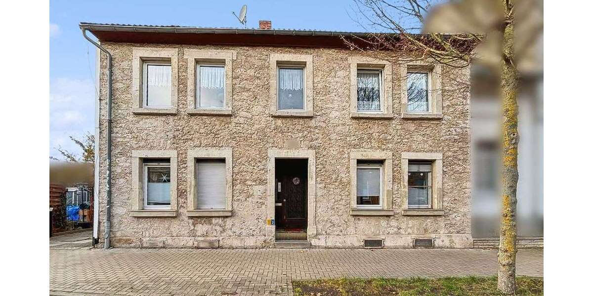 Haus zum Kaufen in Königslutter am Elm 290.000 € 284 m² 12 zimmer