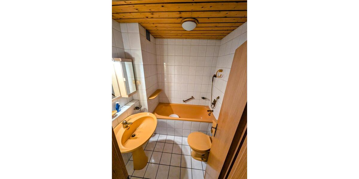 Reihenhaus Lehre - 7 Zimmer, 185 m&sup2;, 1.480&euro; | Angebot:24692592