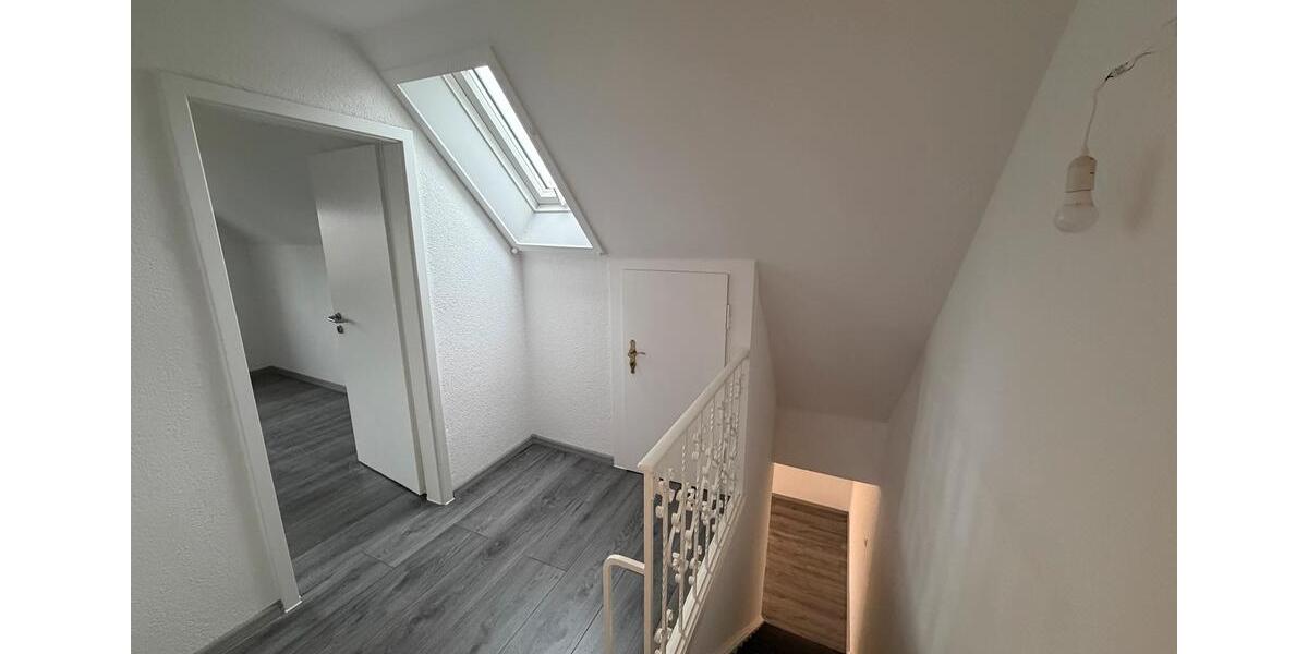 Doppelhaushälfte Braunschweig Wabe-Schunter-Beberbach - 3 Zimmer, 90 m&sup2;, 1.500&euro; | Angebot:26143030