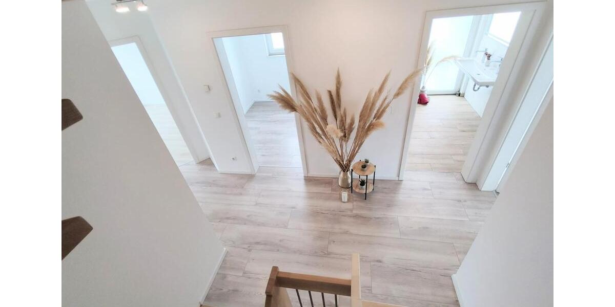 Doppelhaushälfte Wolfenbüttel Ahlum - 8 Zimmer, 200 m&sup2;, 2.490&euro; | Angebot:27610556