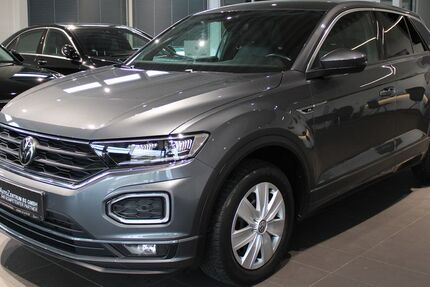 VW T-Roc 48.466 km 22.999 € Braunschweig 38126