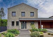 Stilvolles Einfamilienhaus mit unverbaubarem Blick - moderne Architektur trifft auf energieeffizienten Wohnkomfort