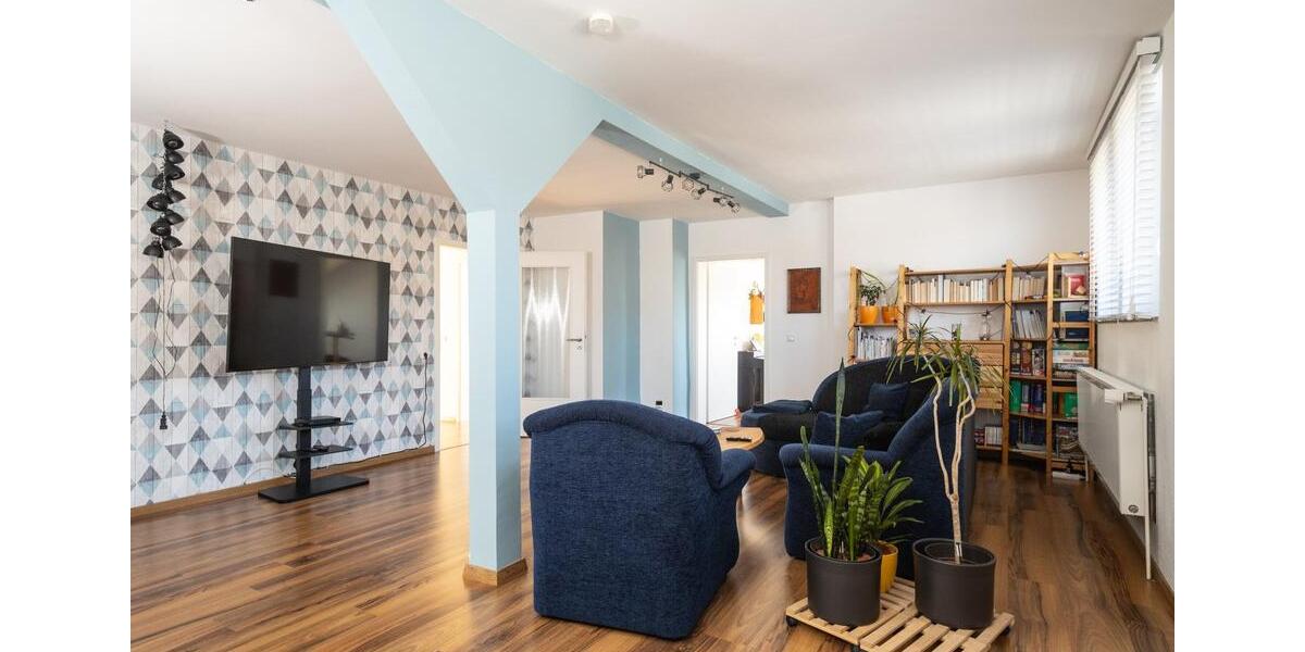 Dachgeschoßwohnung Braunschweig Westliches Ringgebiet - 5 Zimmer, 120 m&sup2;, 380.000&euro; | Angebot:27192024