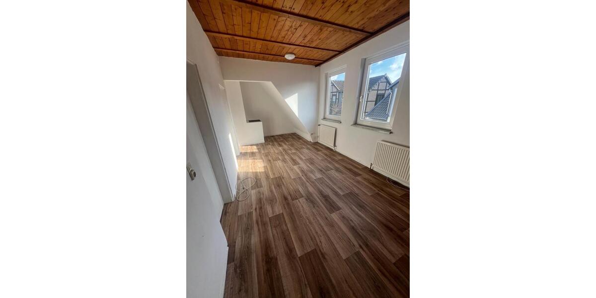 Etagenwohnung Peine Südstadt - 3 Zimmer, 95 m&sup2;, 1.061&euro; | Angebot:26143312