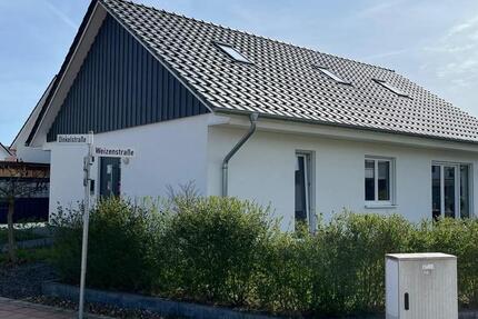 Haus Ilsede - 5 Zimmer, 143 m&sup2;, 1.590&euro; | Angebot:26615343