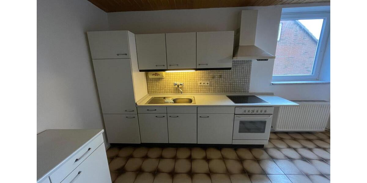 Etagenwohnung Braunschweig Broitzem - 3 Zimmer, 100 m&sup2;, 850&euro; | Angebot:24649980