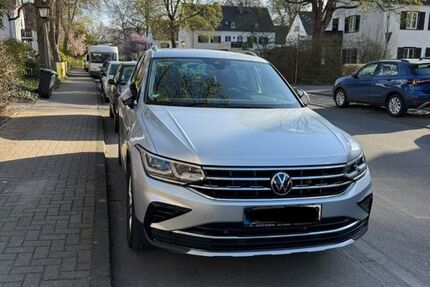 VW Tiguan 50.000 km 28.900 &euro; Wolfsburg 38446