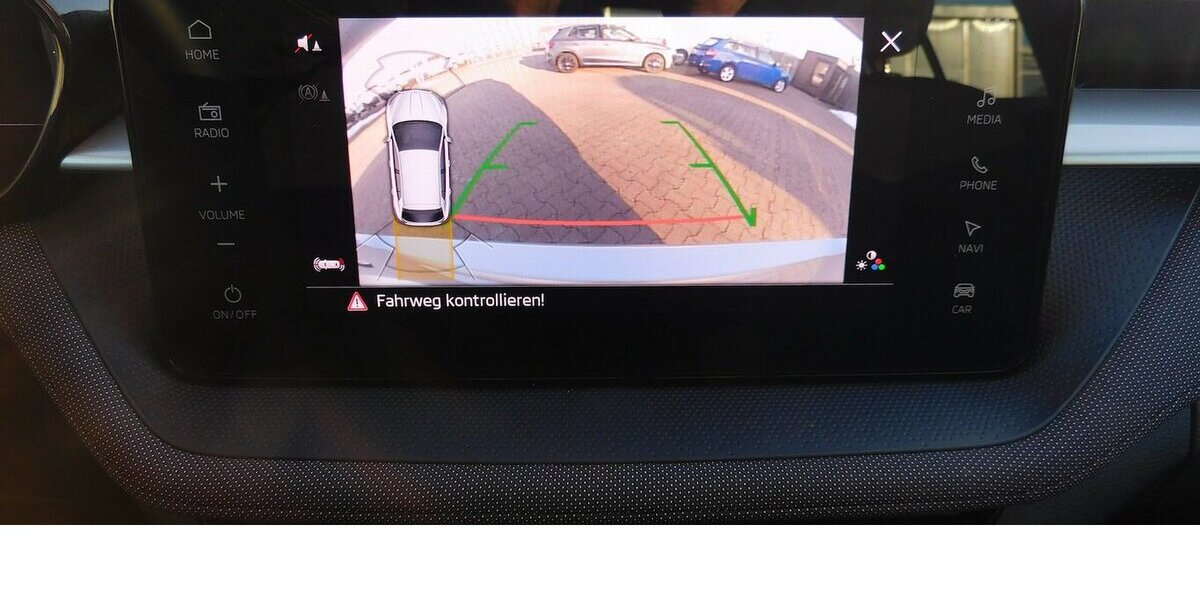 Skoda Fabia 1.0 SelectionTSI BMT 4TRG Klima Navi 11.000 km 16.690 &euro; Vordorf 38533