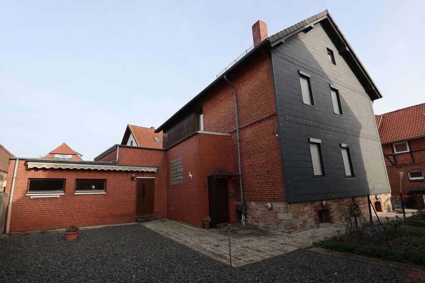 Haus zum Kaufen in Söllingen 94.900 € 213 m²