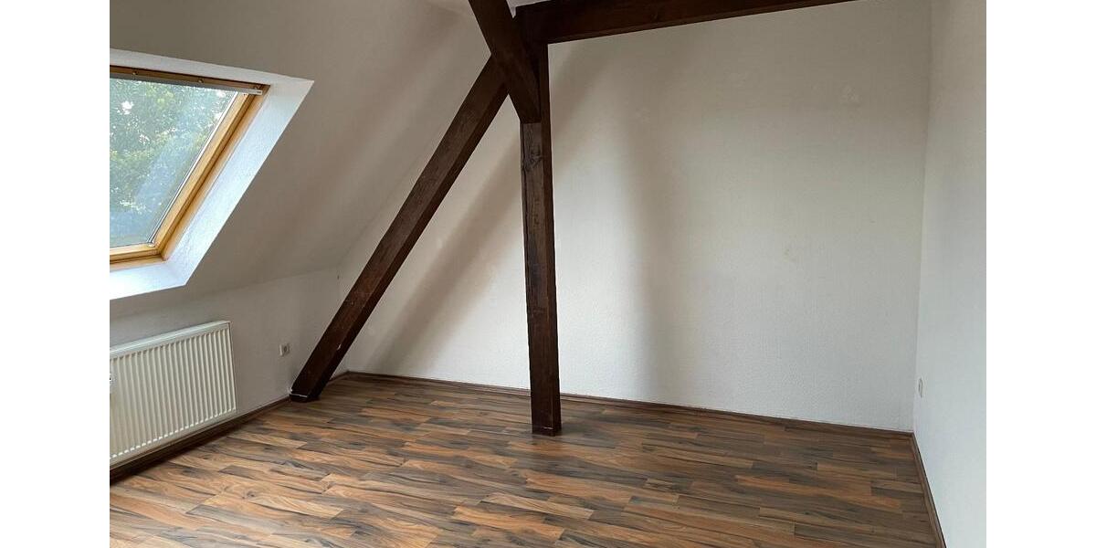 Dachgeschoßwohnung Braunschweig Südstadt- Rautheim- Mascherode - 3 Zimmer, 76 m&sup2;, 400&euro; | Angebot:25178283