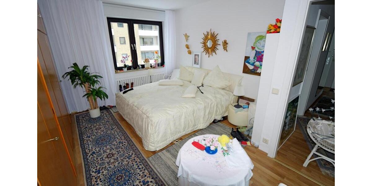 Etagenwohnung Schwülper - 3 Zimmer, 79 m&sup2;, 810&euro; | Angebot:25012481